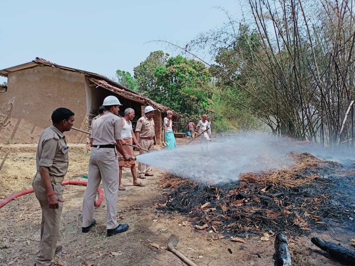 Mustard, peas, barley burnt to ashes due to fire