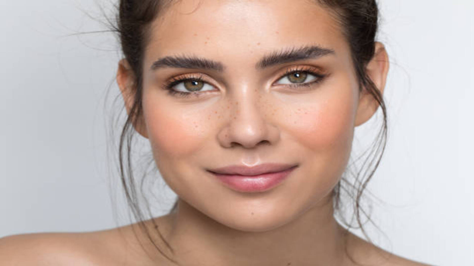 eyebrow facts in hindi know the personality and financial status of person by eyebrows
