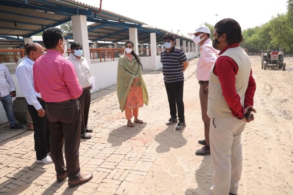 CEO out on inspection of projects, 40 lakh fine