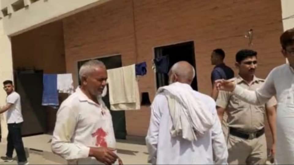 Clash between Police and villagers in Barwala police station