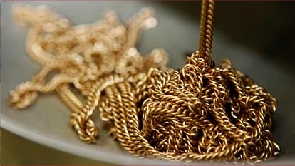 trader arrested after 12kg 50 gram fake gold caught in bullion market gorakhpur