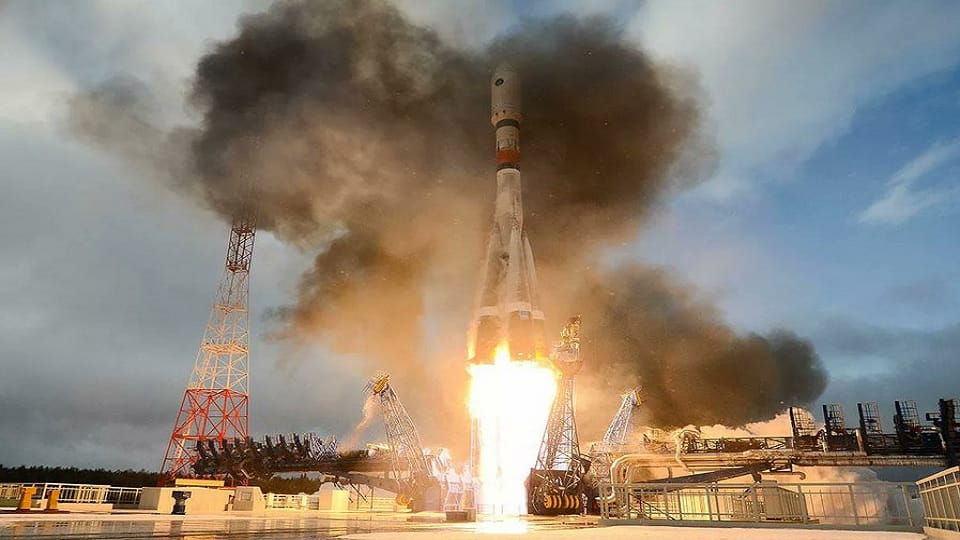 Z in space too: Russia launched Soyuz-2.1a amid attack on Ukraine, Z written on war equipment, know why it is using this letter?