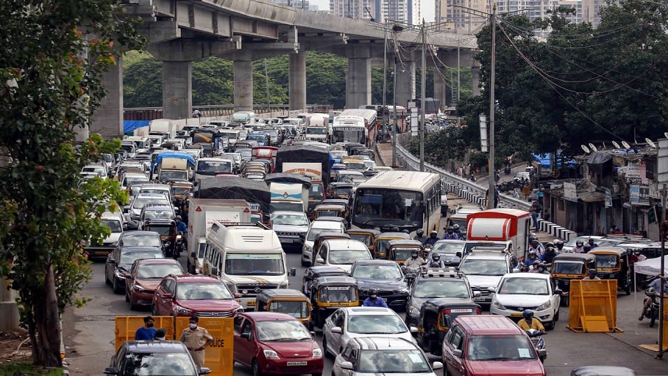 changing wind directions and geographical location makes delhi ncr air polluted
