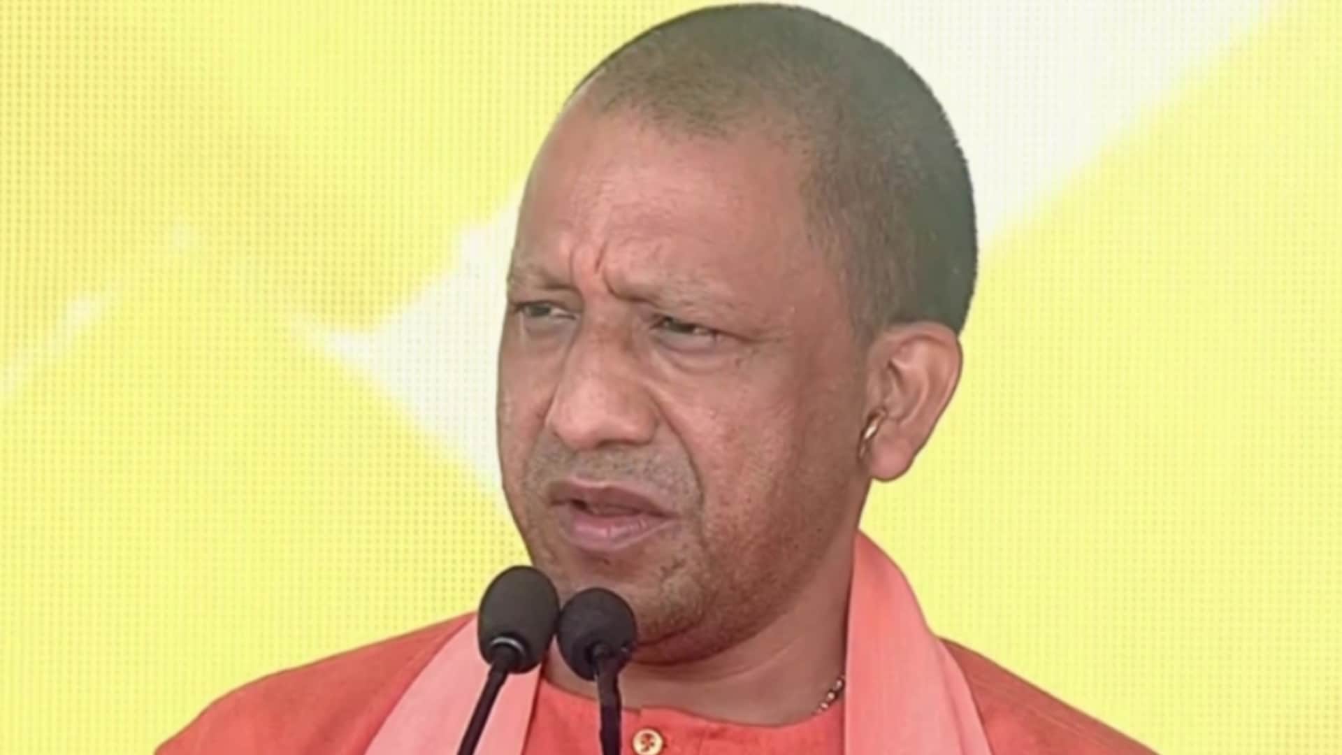 UP CM Yogi Adityanath Lifestyle Know All About Life Related Things Full Details News in Hindi
