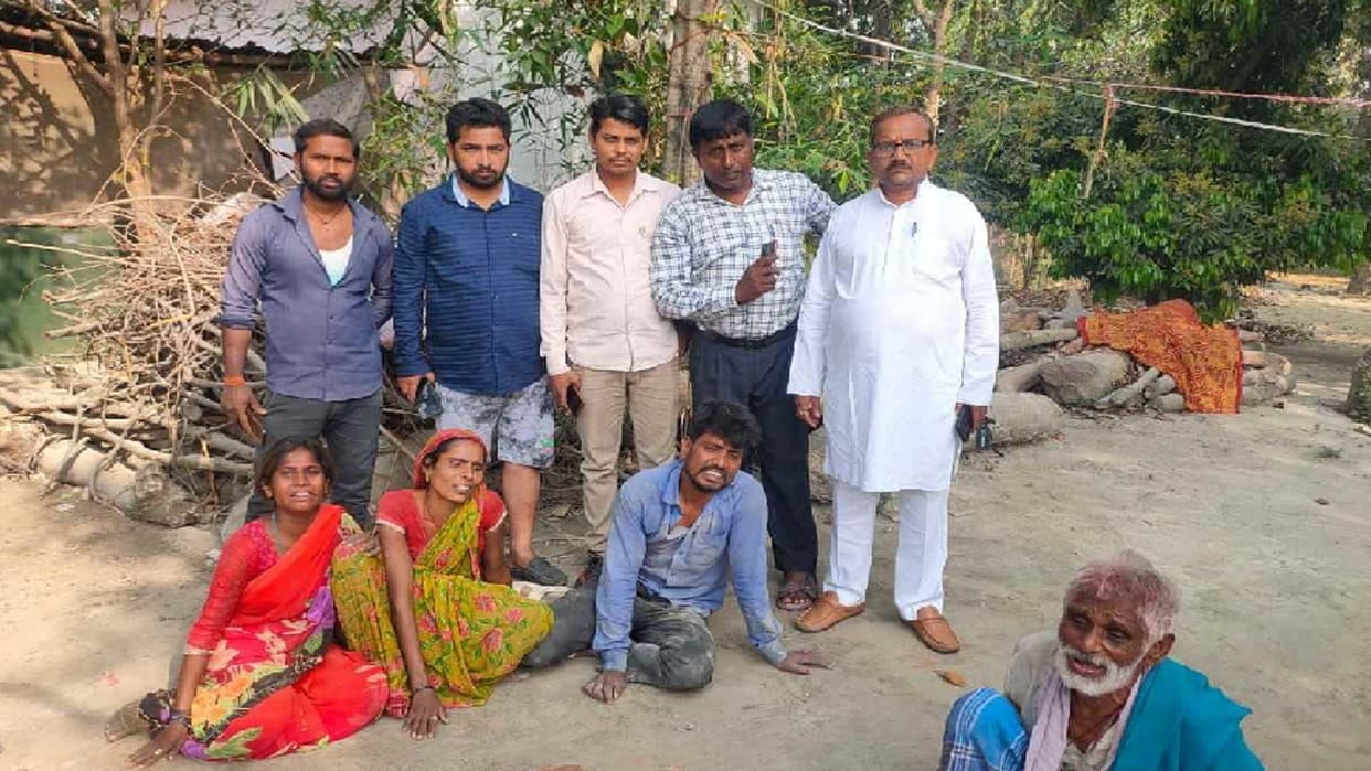 kusheenagar mein tophee khaane se ek hee parivaar ke chaar maasoomon kee maut
