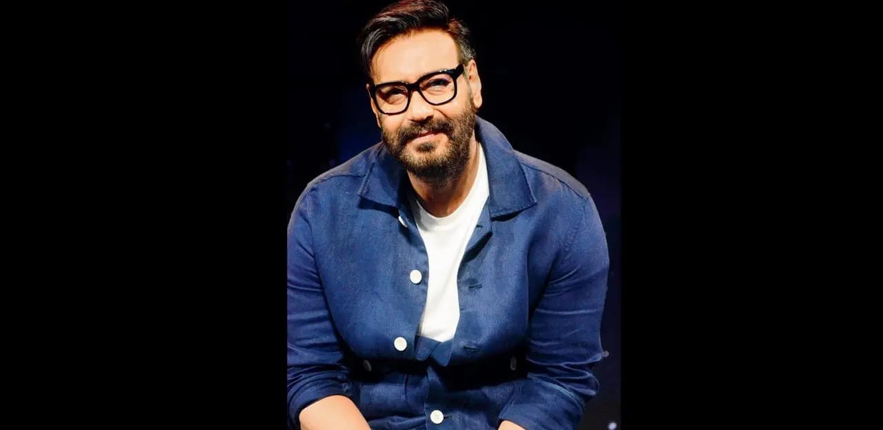 These Bollywood Stars have Also tried Their Hands in Direction After Acting in Movies