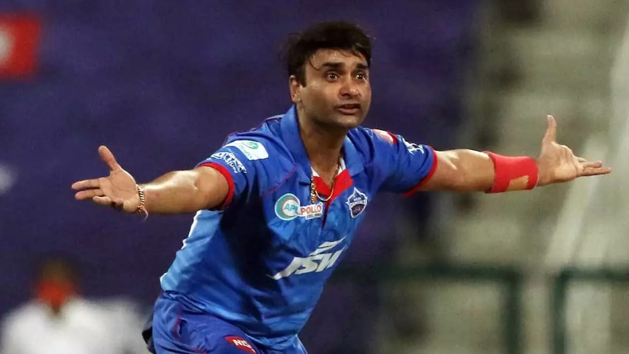 Fan asked Amit Mishra for 300 rupees to go on a date, read the funny reaction from Indian spinner