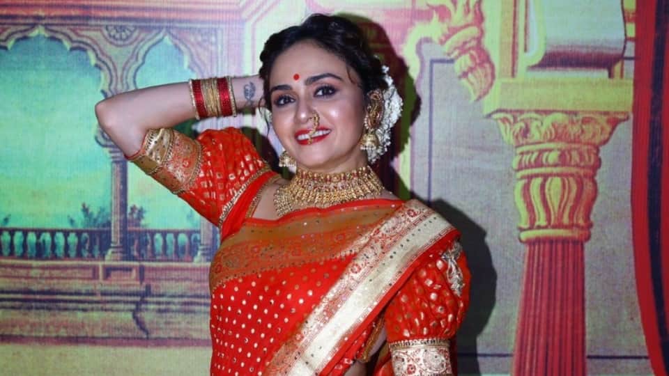 Amruta Khanvilkar and Adinath Kothare To Play the Lead Pair In The Most Anticipated Marathi Film Of The Year Chandramukhi