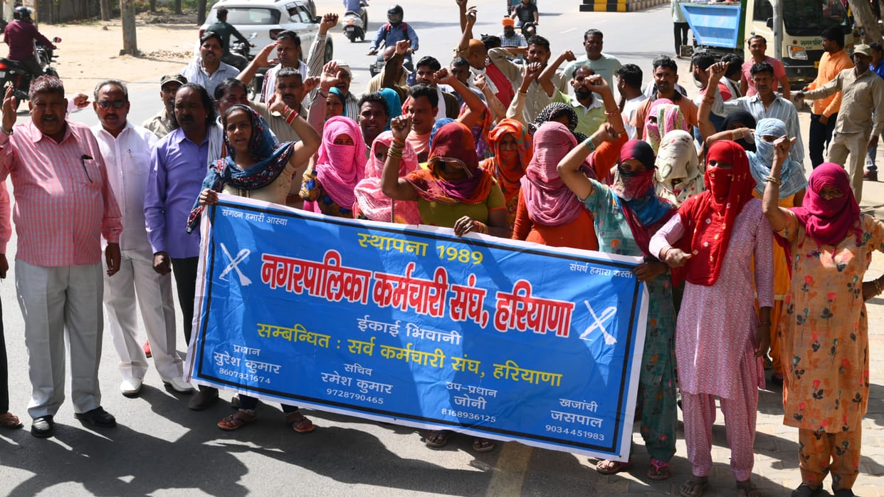 If the demands are not accepted soon, heaps of garbage will be seen in the city : Purushottam