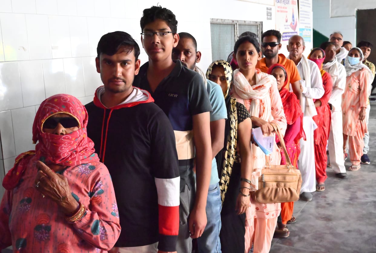 Kishanlal Jalan Hospital, which gives light to others, drowns itself in darkness