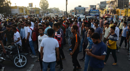 Kathua student suicide protest degree college student died by suicide people jam highway and protest