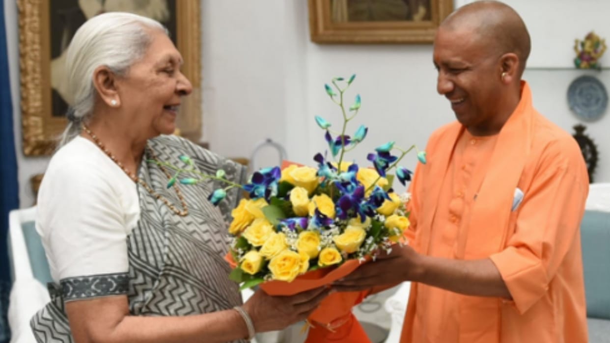 UP: Yogi said, without stopping, without getting tired and without getting tired, will serve 25 crore people with a dedicated spirit, will run the government with honesty and commitment