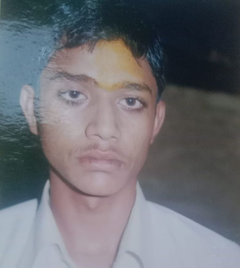 Kanpur dehat : Troubled by financial constraints, a young man hanged himself inside the house