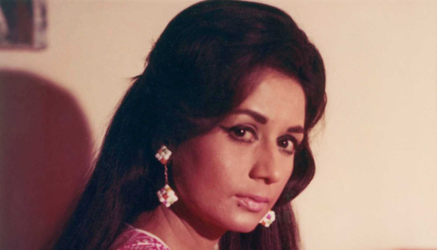 bollywood actress nanda death anniversy today know untold facts about her life