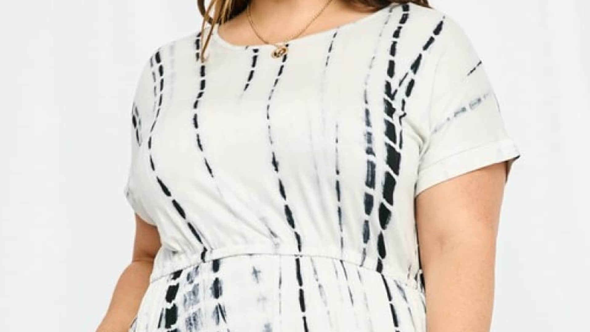 Fashion Tips shopping guide for plus size women