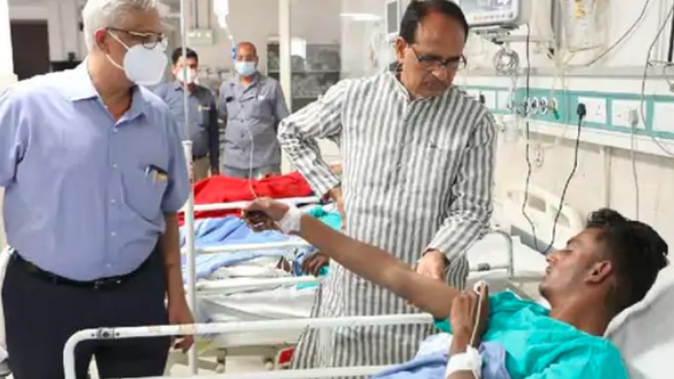 Second death in Raisen riots: Elderly undergoing treatment at Bhopal's Hamidia Hospital dies after being shot