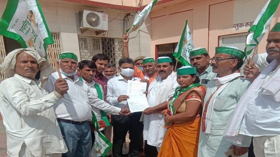 Kisan Andolan Sanyukt Kisan Morcha warns Farmers protest again on Delhi border 