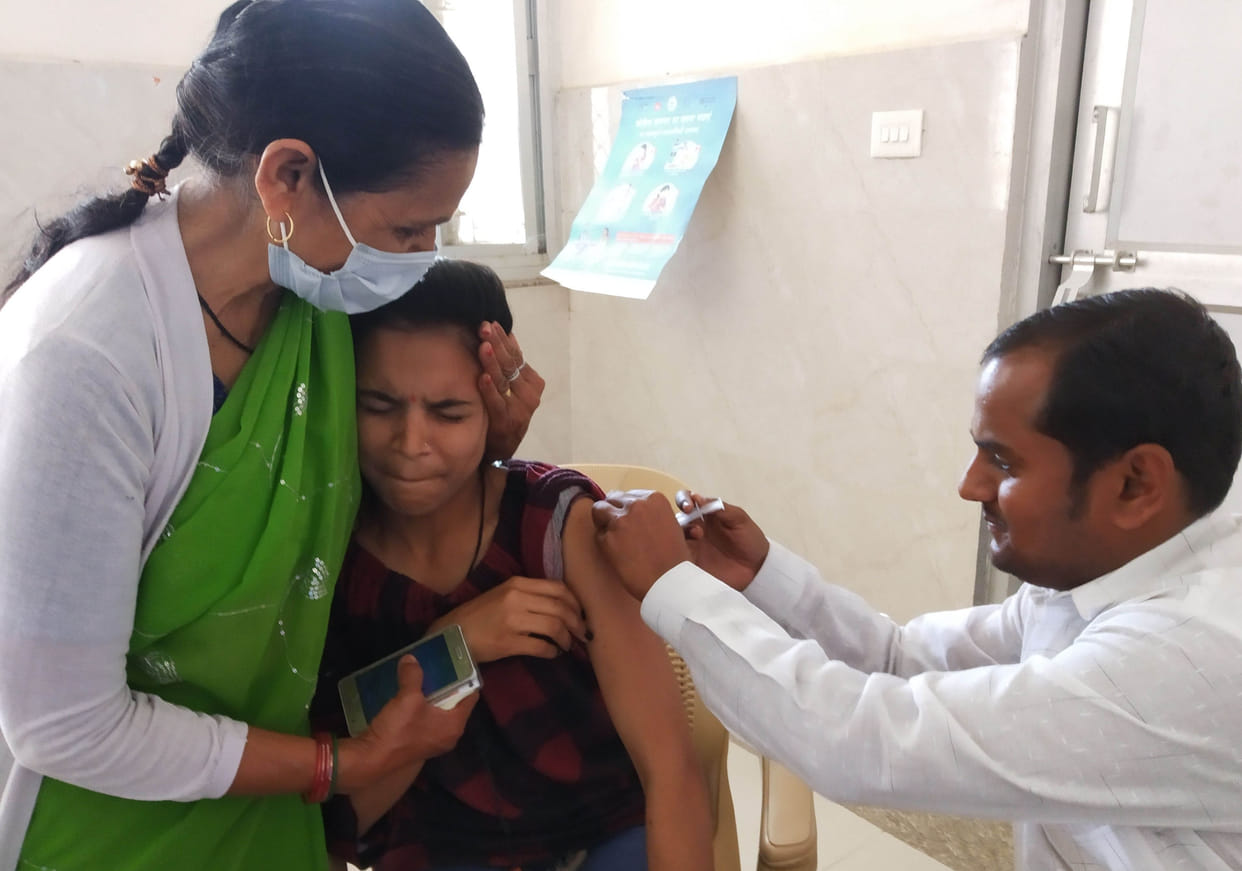 Pitch of colors went a long way, now it's the turn of the vaccine