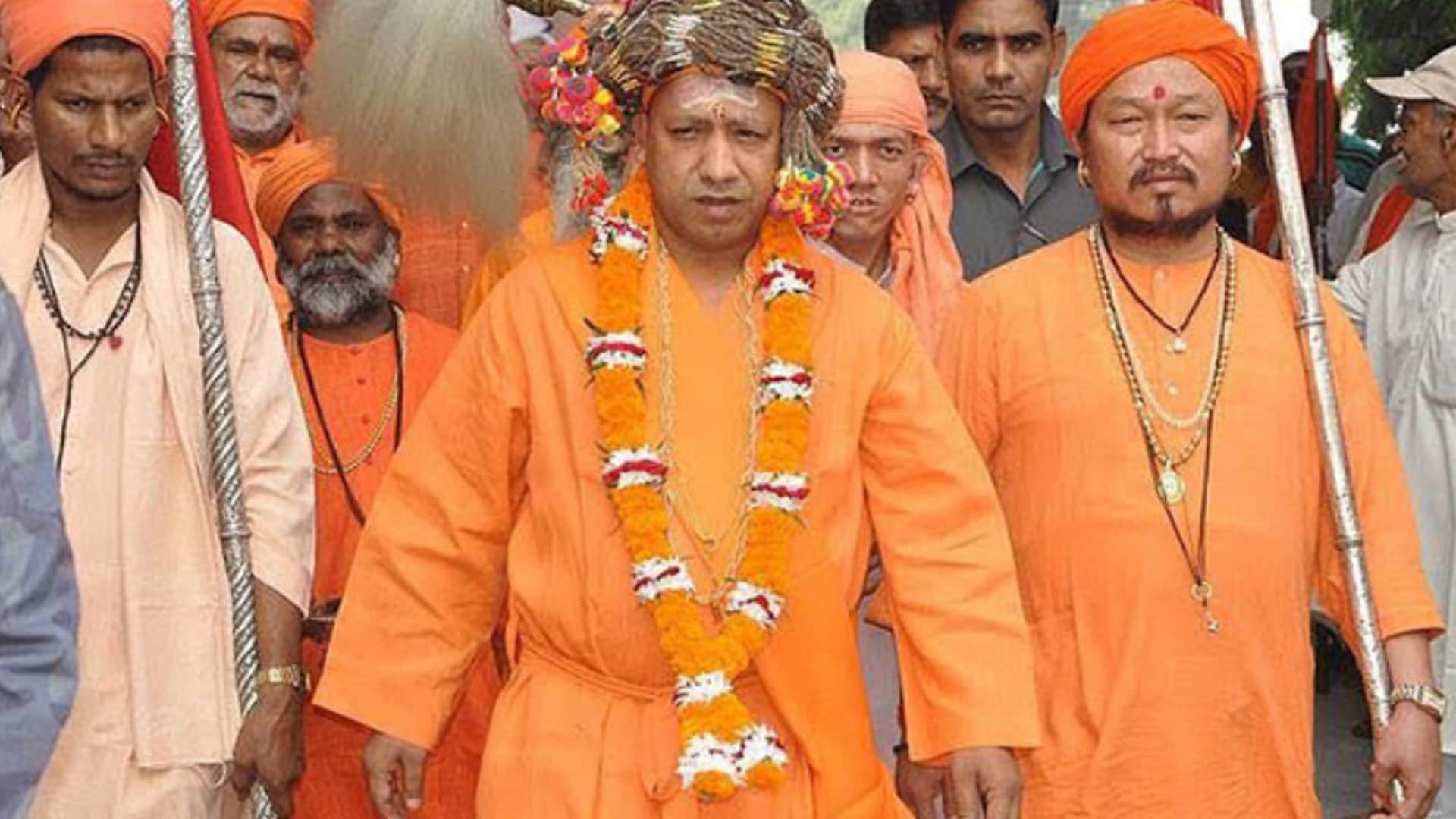 UP CM Yogi Adityanath Lifestyle Know All About Life Related Things Full Details News in Hindi