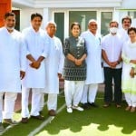 हरियाणा के कांग्रेस नेताओं के साथ राहुल गांधी।