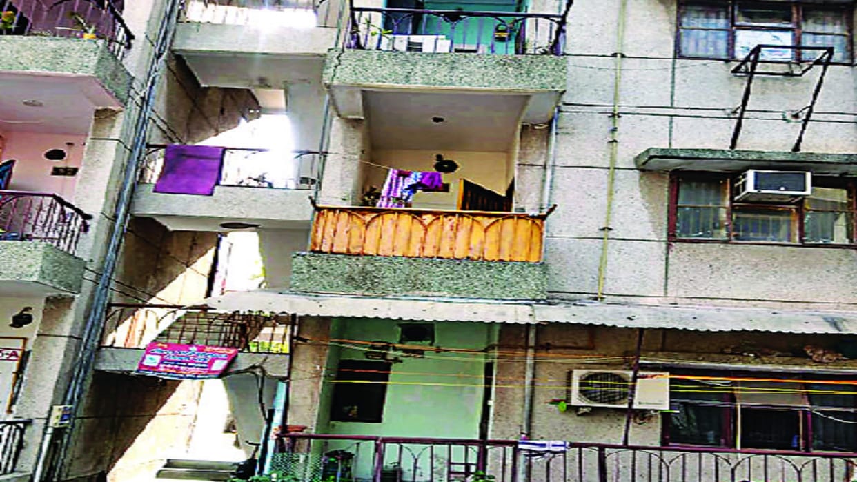 Cancer victim Noida girl committed suicide by jumping into Yamuna