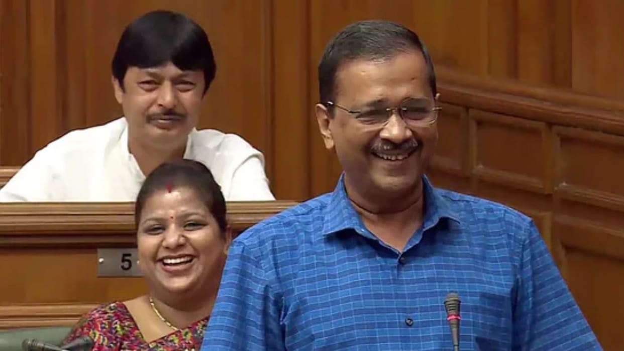 Delhi CM Arvind Kejriwal narrated story in the delhi assembly