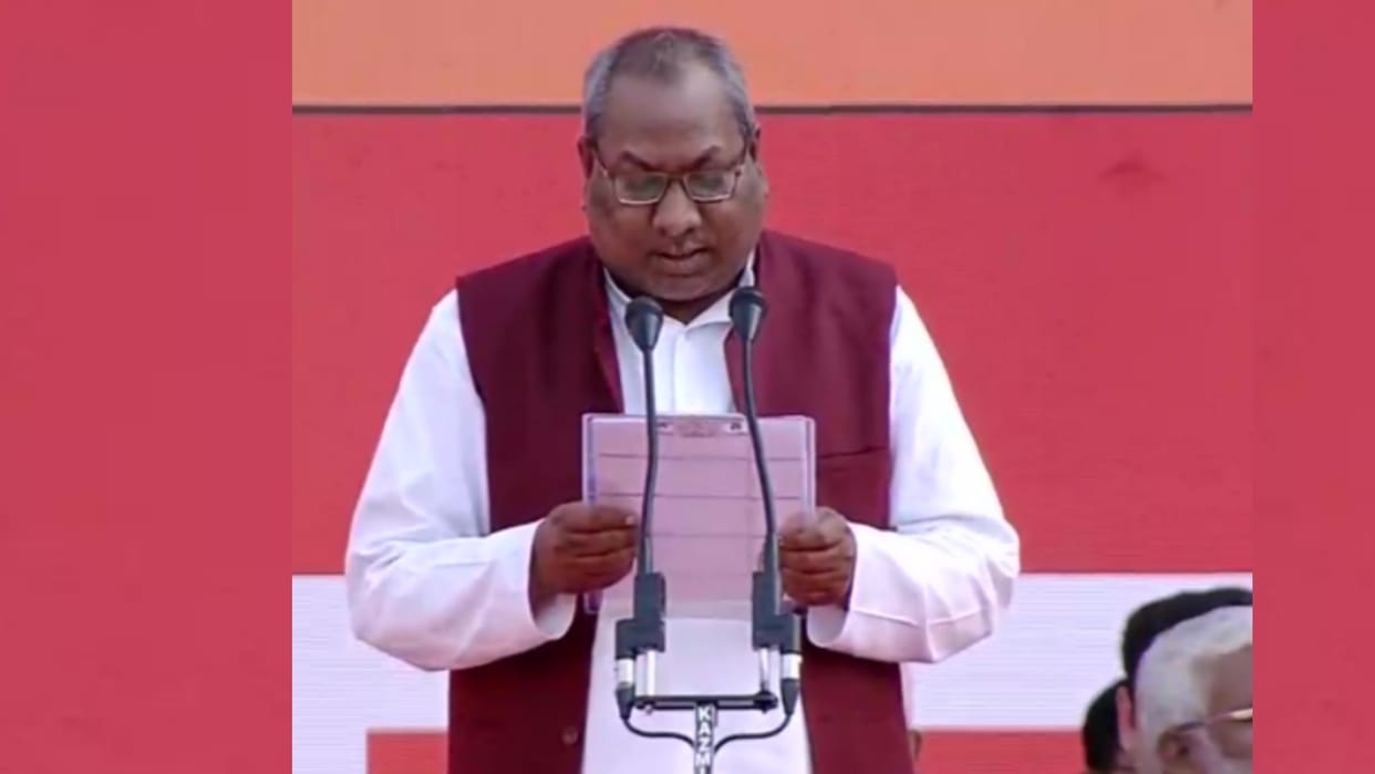 Gorakhpur News : Order to arrest cabinet minister Dr. Sanjay Nishad