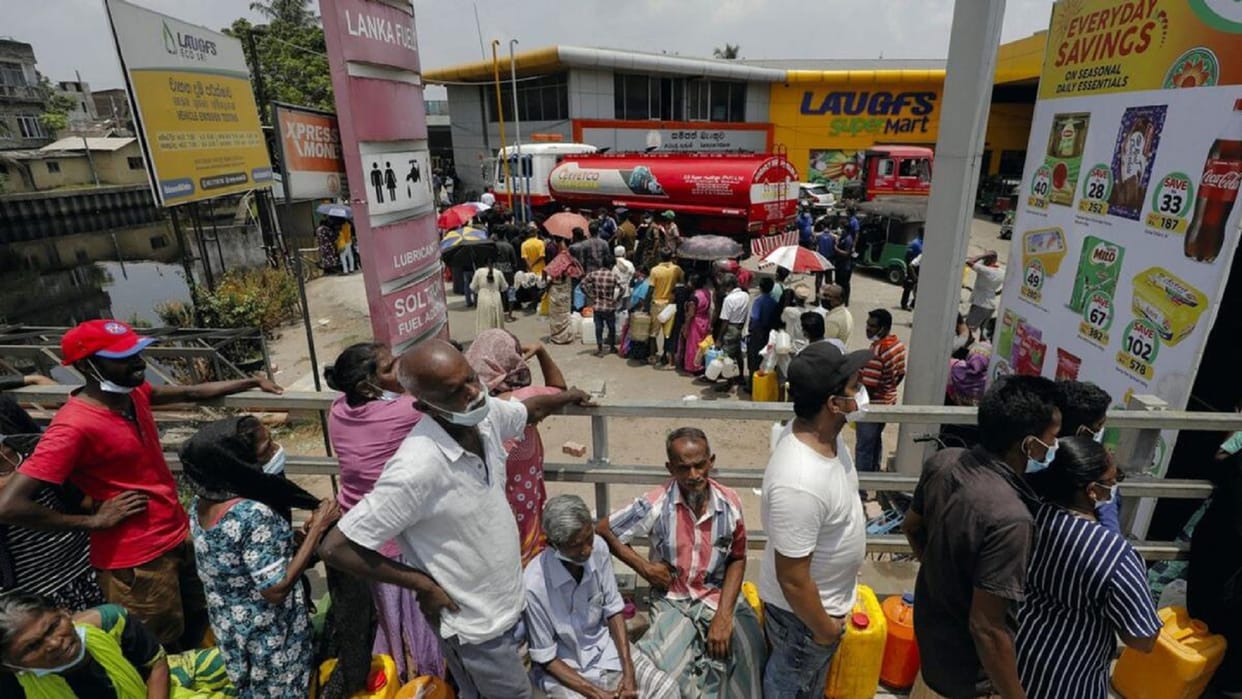 Sri Lankas inflation zooms to 69.8 per cent in September