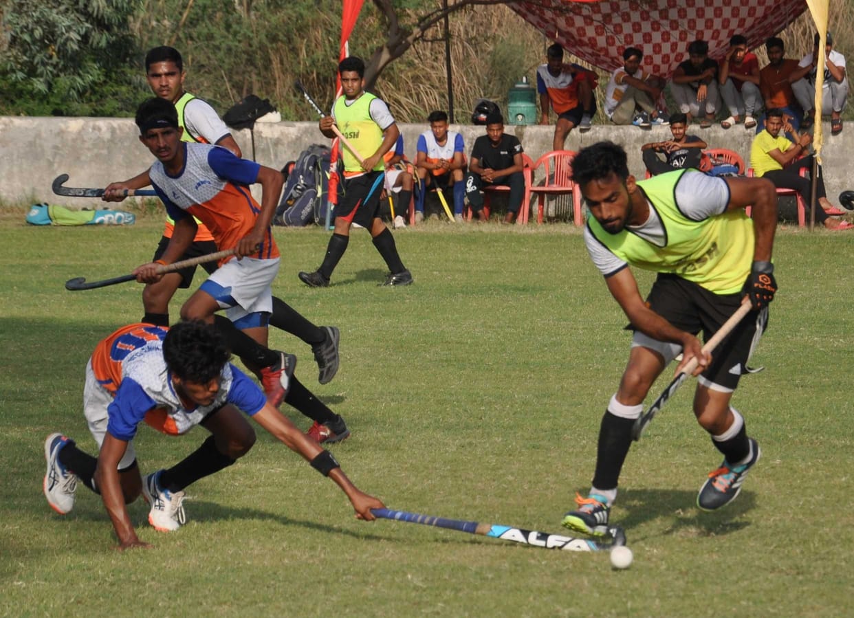 Hockey: Teams of Hisar-Jhajjar will clash in the semi-finals today