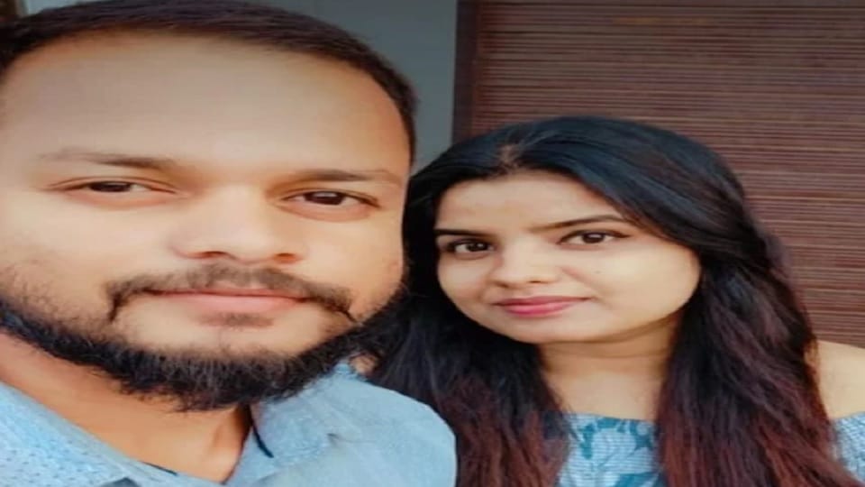 Tragic ending: Girlfriend commits suicide in Muzaffarpur after phone fight, lover jumps from eighth floor in Jaipur, both die