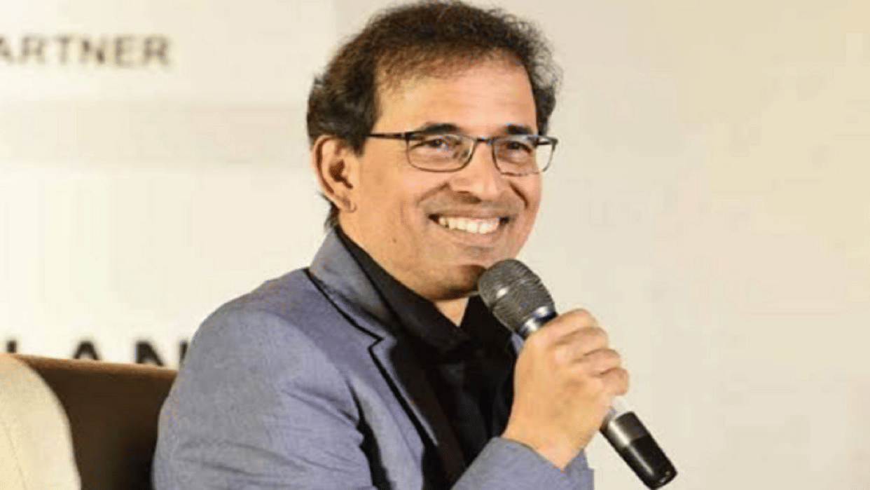 Harsha Bhogle disappears from instagram live video, fans worried later commentator clarified