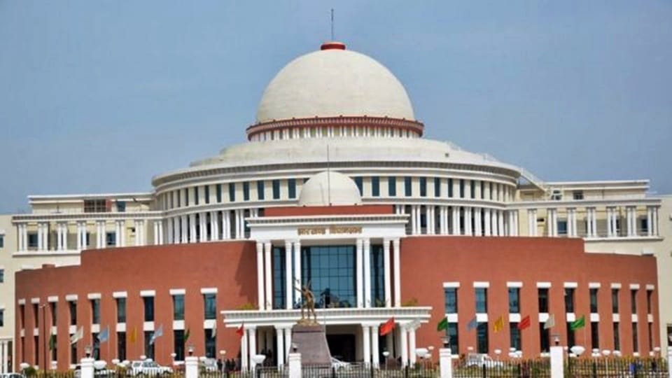 Jharkhand Assembly witnesses uproraious scenes over employment policy