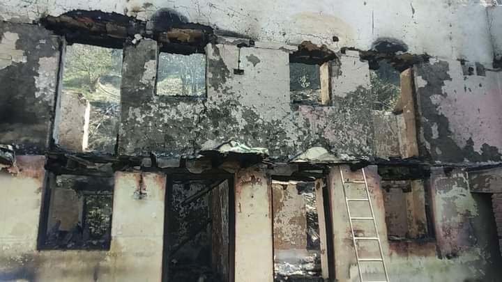 House of two families burnt to ashes in Harat Nachayahli of Kotli