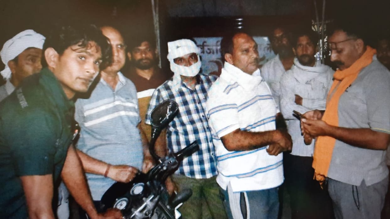 UP News: son of farmer has died by Fortuner car of EX BJP MLA in Meerut and shocked in family