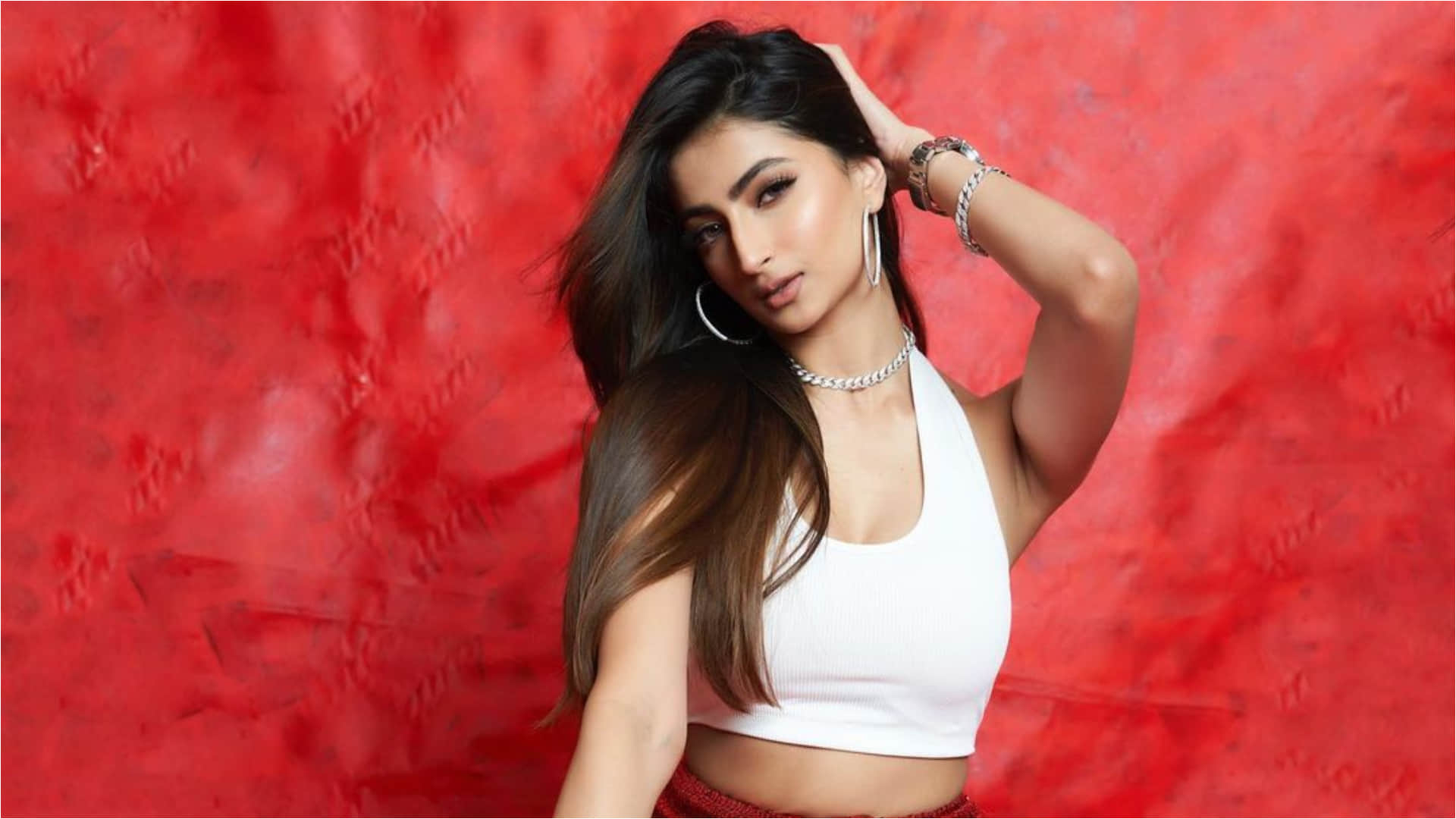 palak tiwari look stunning in multicolor bodycon dress in recent picture