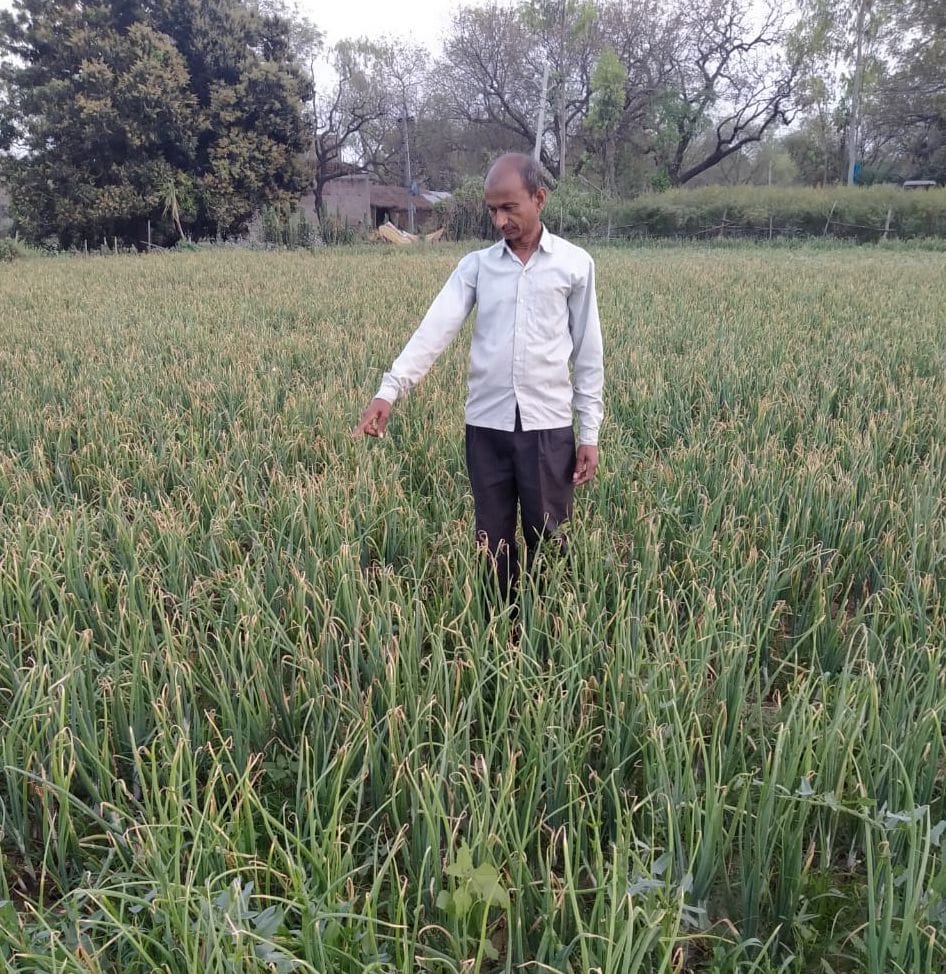 field,kisaan,adhikari