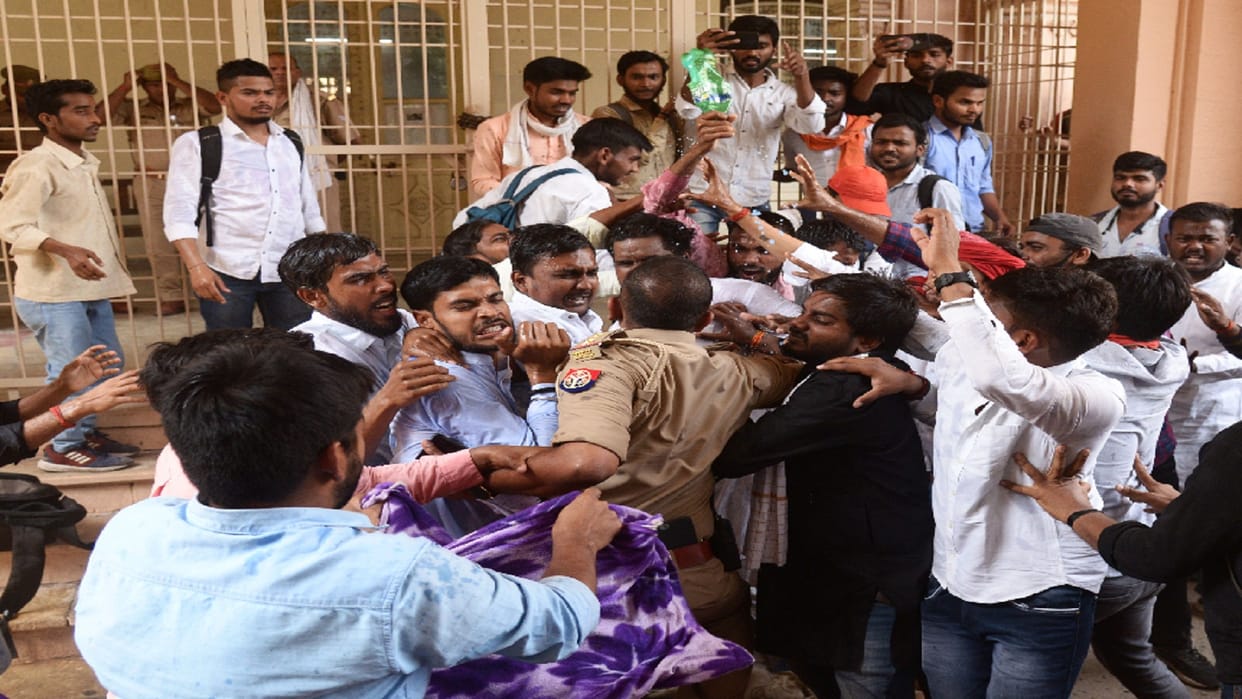 Allahabad University Eight students sued for suicide by pouring petrol