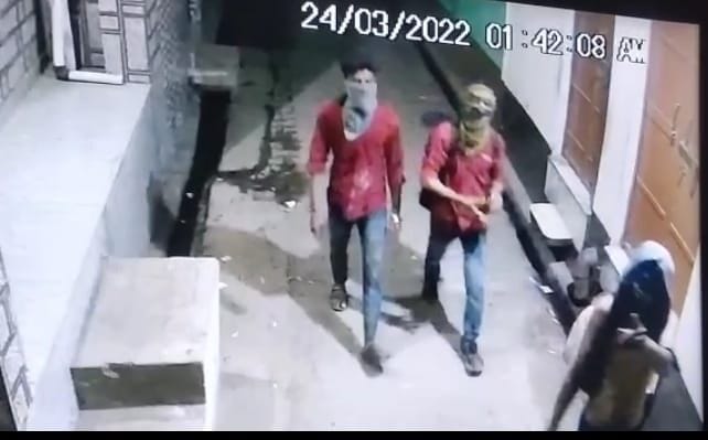 Hathras: Thieves stole CCTV cameras installed outside shops and houses