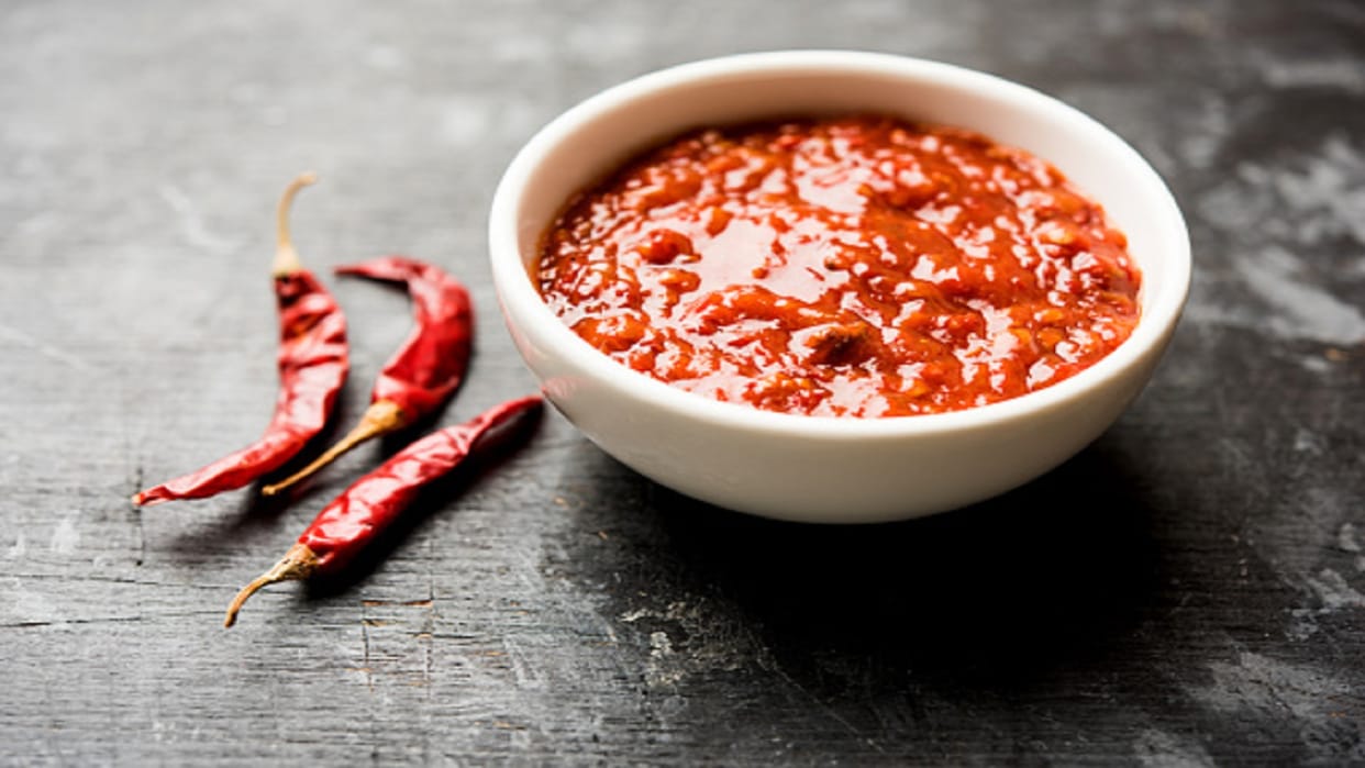 how to make schezwan chutney at home here is the detail recipe