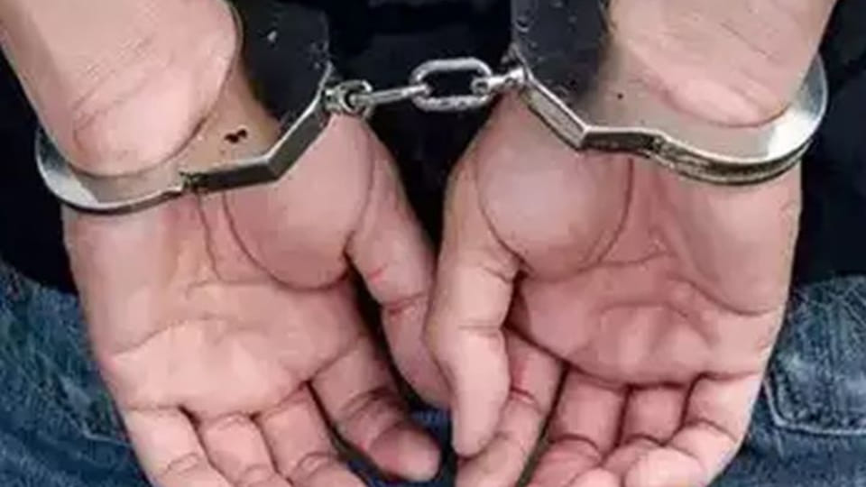 Five youths arrested for demanding money in the name of passing police recruitment written examination