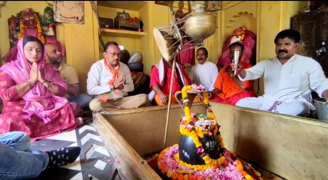 Yogi Adityanath 2.0 government shapath Grahan today  Special worship in kashi varanasi before cm yogi oath ceremony