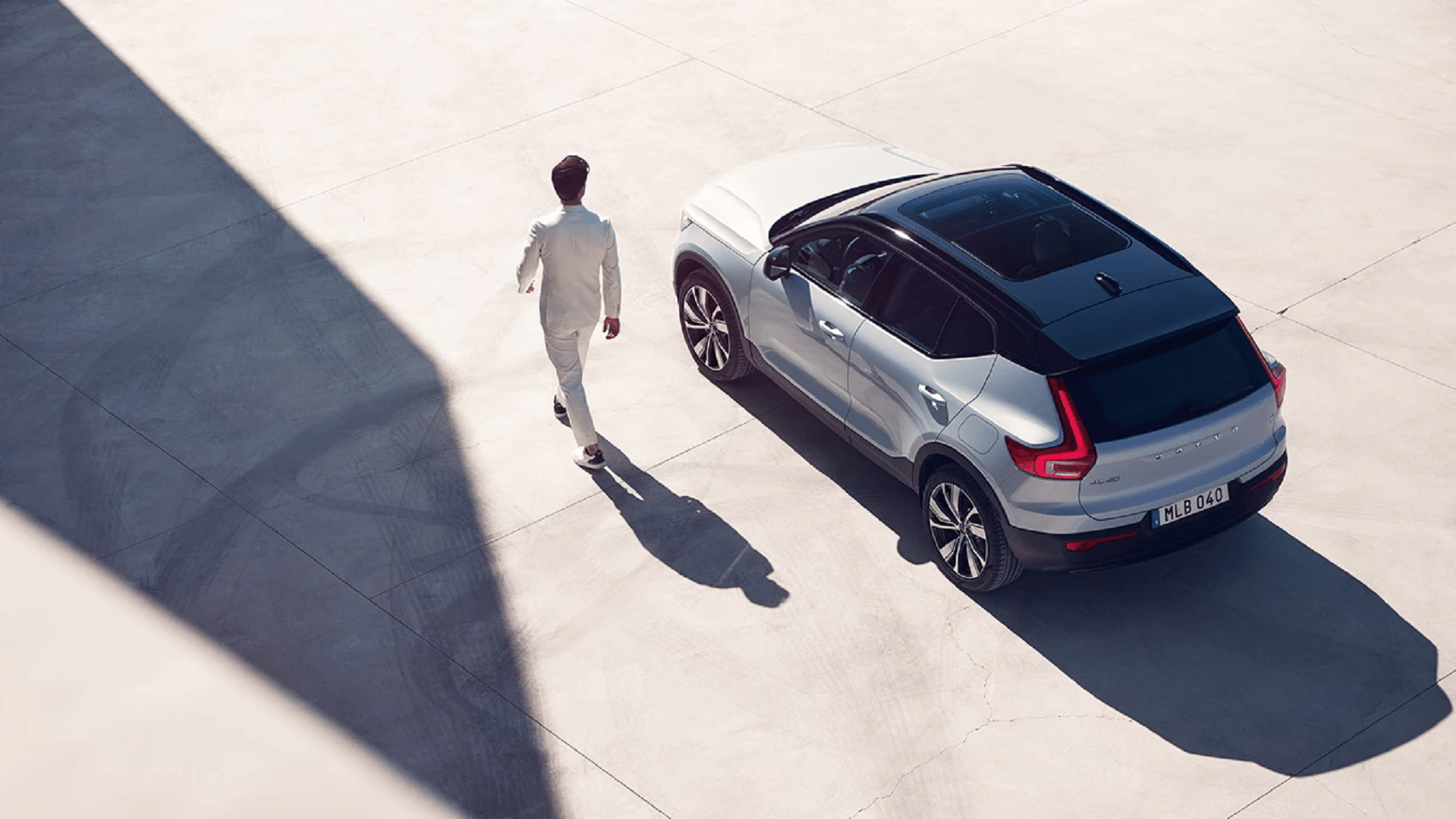 Volvo XC40 Recharge electric SUV launch date in India volvo xc40 recharge mileage electric vehicles in india