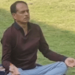 शिवराज सिंह चौहान ने पचमढ़ी में चिंतन बैठक से पहले योग किया।