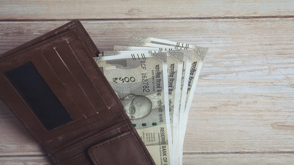 Beo office Employee demanded money and ask to spend time together in lieu of getting admission from woman