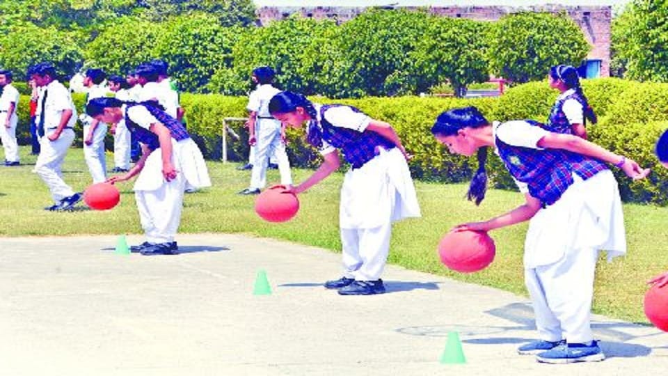 Amar ujala shiksha abhiyan online studies stress being removed from sports