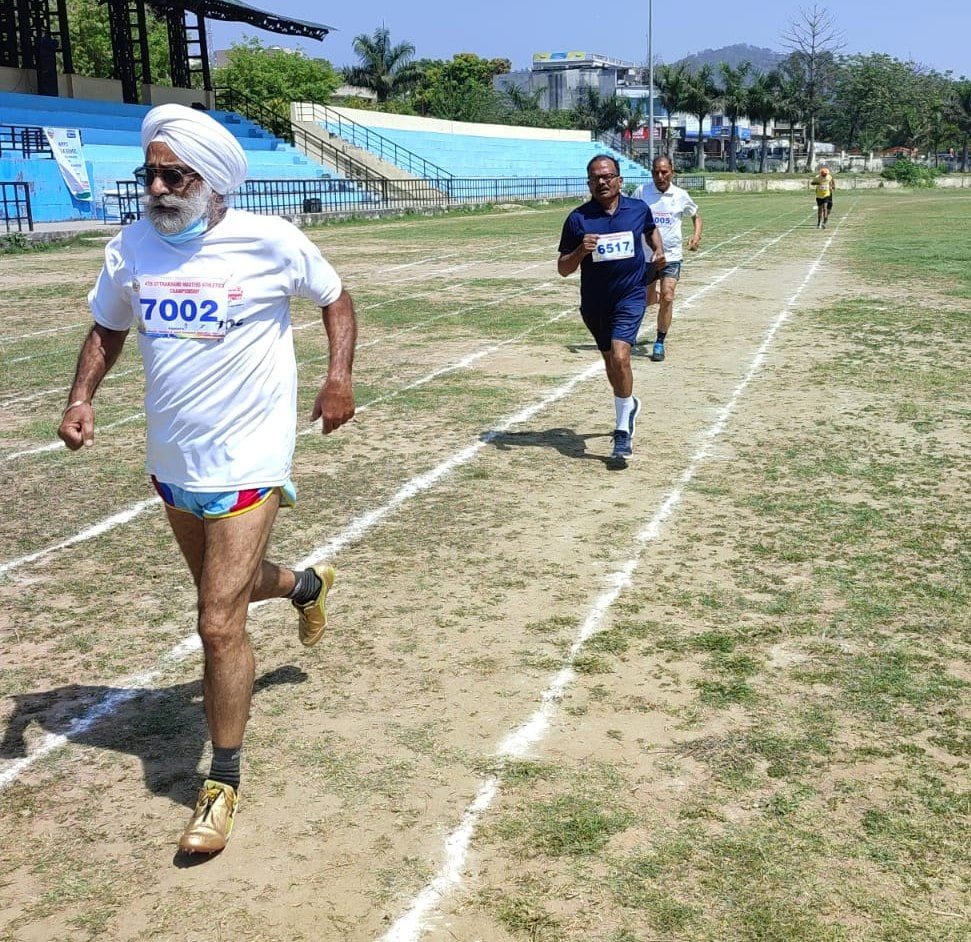 Elders showed enthusiasm in masters athletics