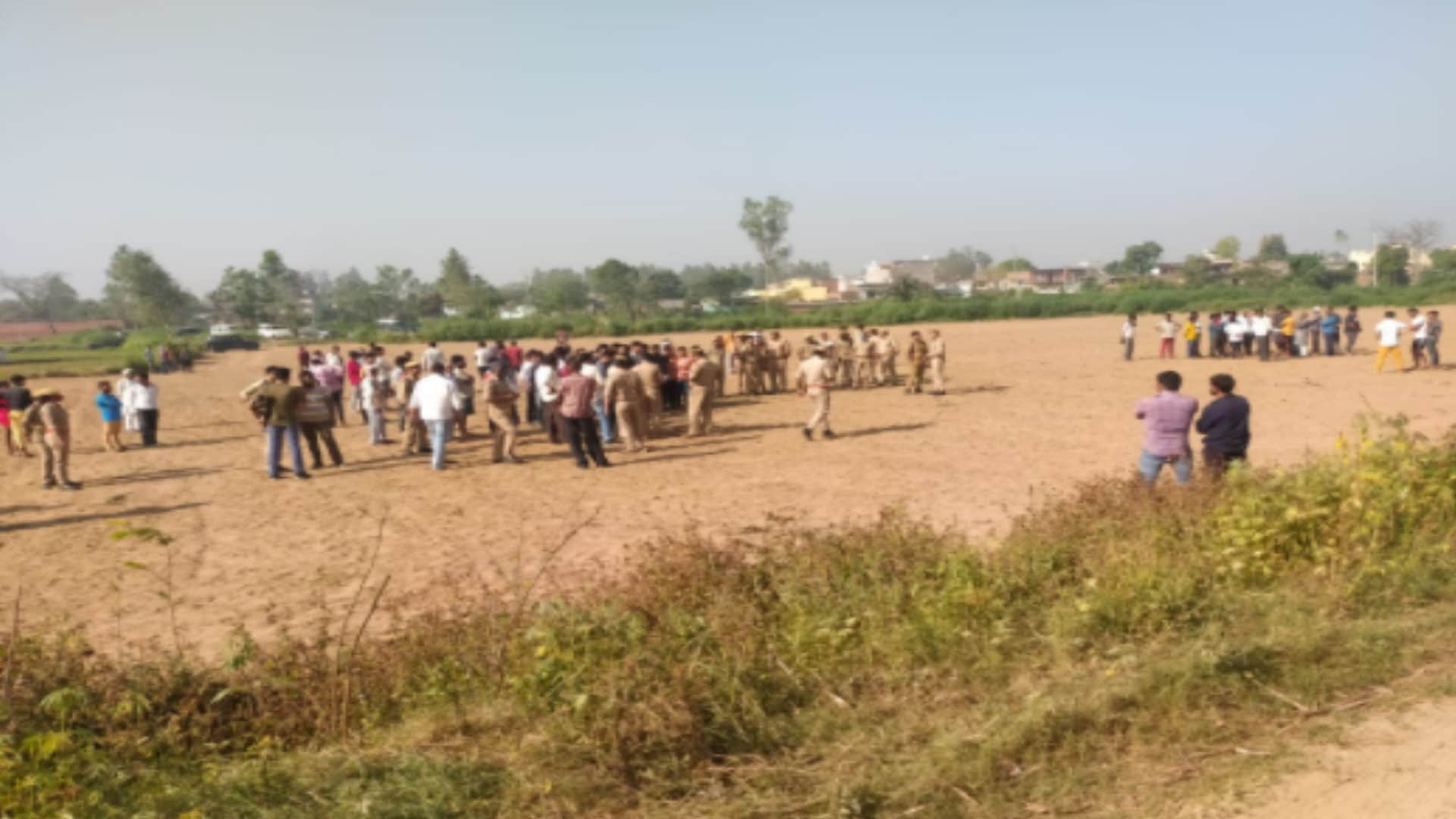 Bijnor murder case: Ration dealer Devindra was murdered in family issue and see photos of murder