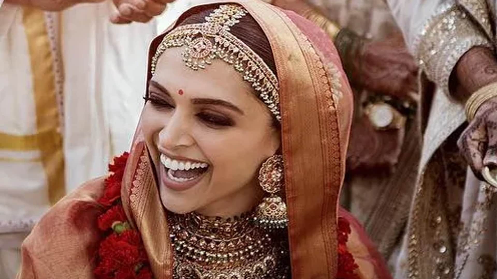 Bridal Fashion Tips Trendy Matha Patti and latest Maang Tikka Designs For Bride