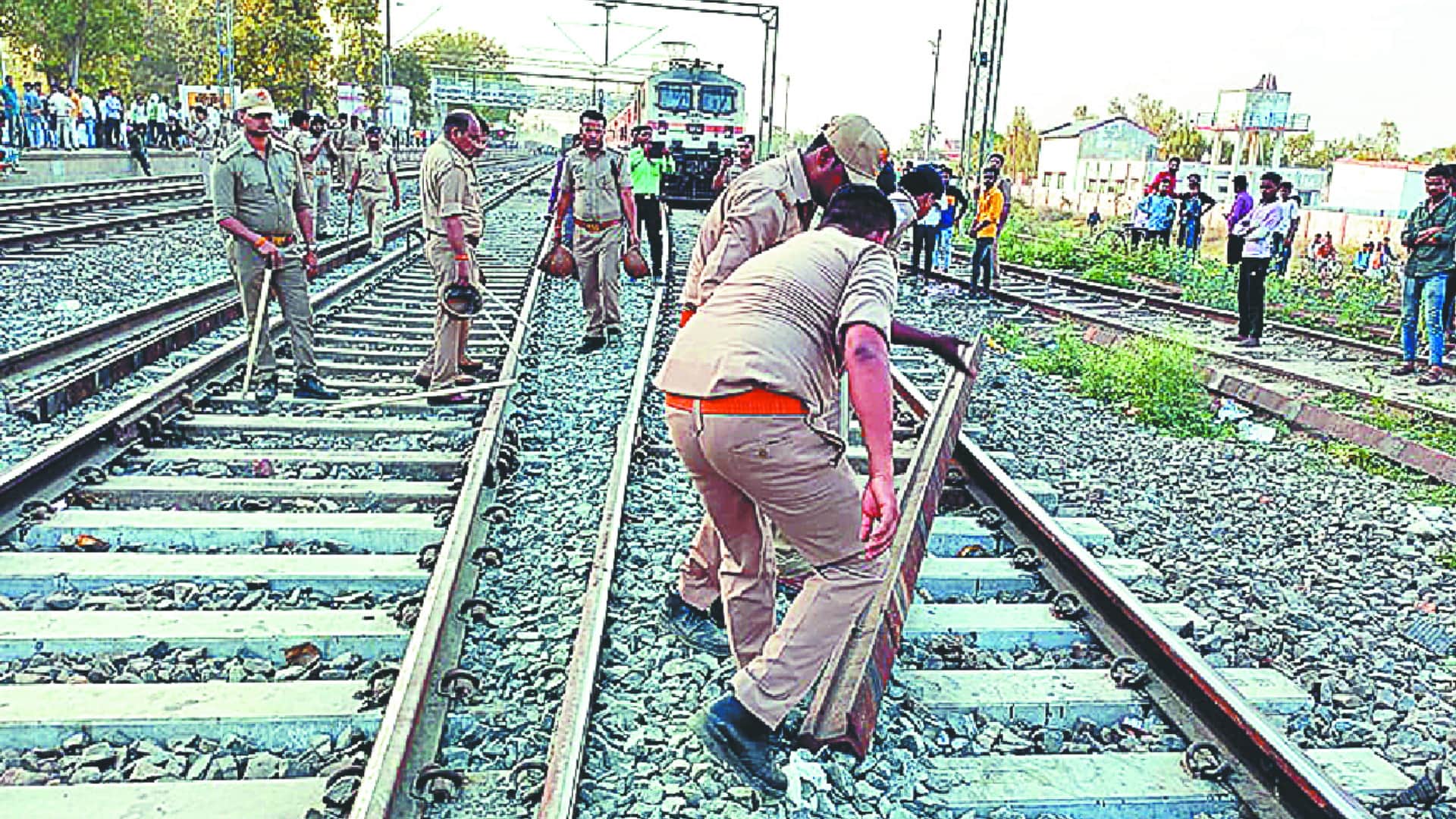Ruckus over giving martyr status to jawan in gorakhpur