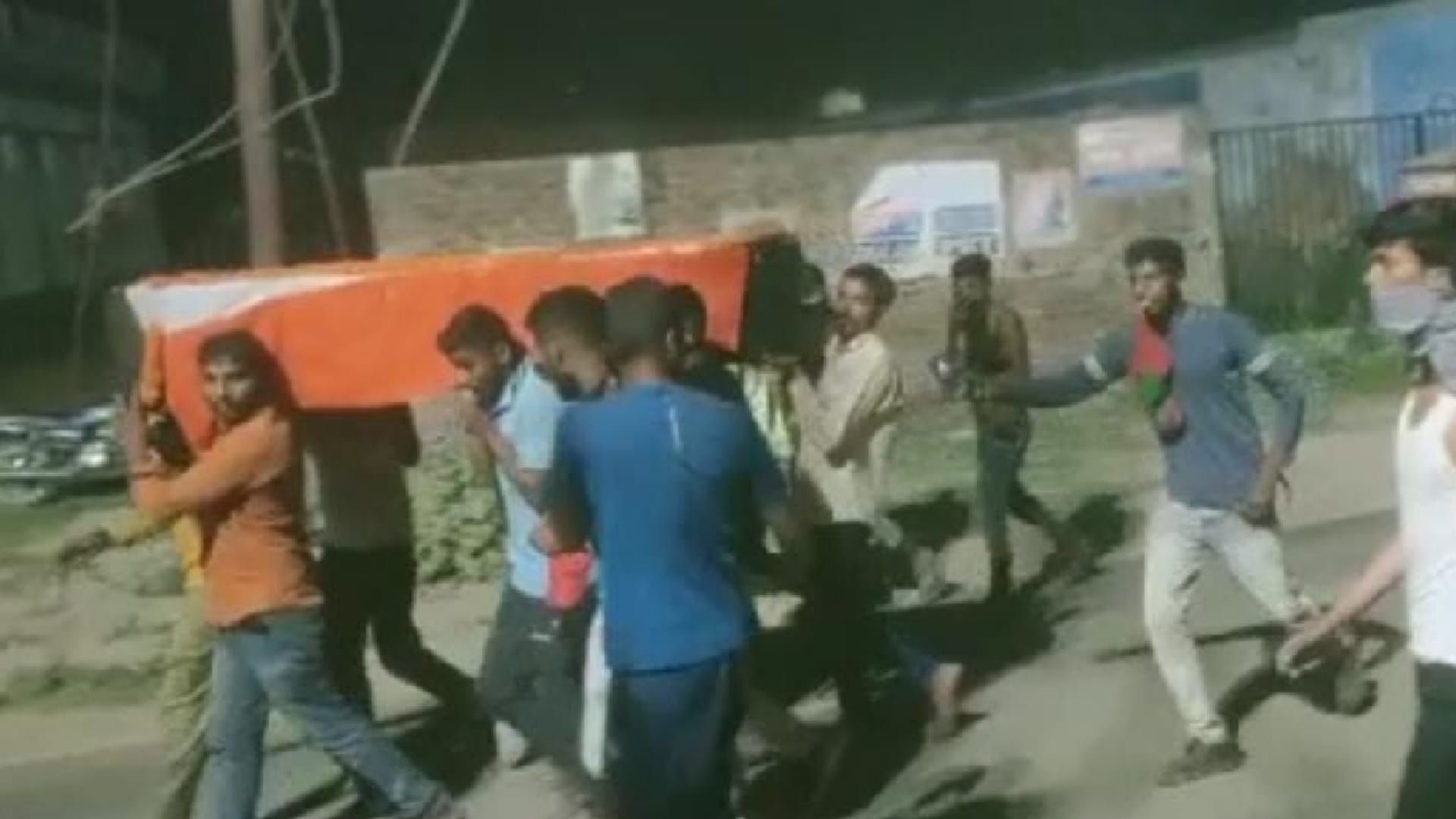 Ruckus over giving martyr status to jawan in gorakhpur
